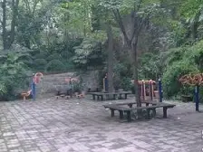 人和街社区 3室1厅 东南