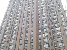 两室一厅全朝南,中区楼层,采光视野都很好,诚意出售