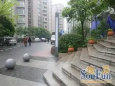 杨公桥 凤凰小区(沙坪坝)四房69万