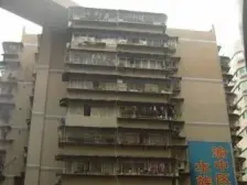 小什字洪崖洞旁 精装一改二 装修4年 户型方正