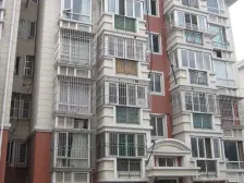 楼层好,视野宽阔,采光充足,配套设施齐全,交通便利