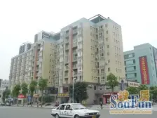 城南步行街上两室一厅电梯房诚心出售