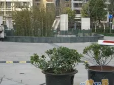 歇台子轻轨站旁 正规大三房 好楼层 单价低 诚心卖