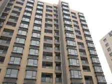 新挂牌!花园位置,直达地下车库,精装修,看房方便!