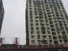 大石坝 大顺商厦三房78万