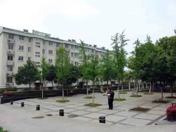 莫愁东寓