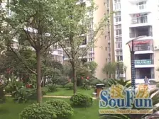 碧波水岸 精装三房 诚心出售 出行方便