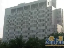 长 安 医 院 勤俭二村小区 正规两房 带屋顶花园