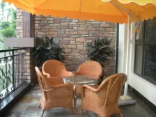 洋房小区,平层端户,方正四房,带露台,住家舒适