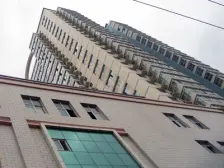 东部五里铺气象局三室两厅客厅朝南落地窗单价六千多