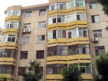 二热 单位小区 正规三室 客厅、主卧朝南 南北 中间层