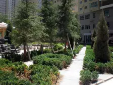 地铁口 经典三室 户型方正 看房方便