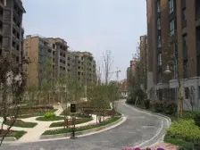 品质小区电梯小两房,出入方便,小区/中/心/位置