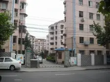 三林上浦路I新上I近轨交350米I花园旁边I烟火气息浓厚