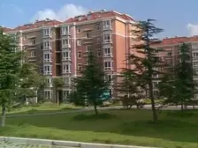 龙湖北城天街 户型方正,三开间朝南,南北通透。