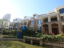 精装修可拎包入住,视野开阔,采光不错,诚心出售。