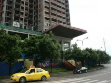 经开区 南湾江上三房60万