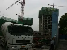 双轻轨南湖站+2012楼龄+精装修+品牌家具家电+诚心卖