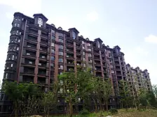 带50平阁楼,视野开阔,随时可以看房