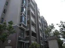 正宗复式带大花园,有固定车位,采光无遮挡,通风好