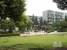 江桥一村,14号线嘉怡路站,大三房2卫,房东诚意出售,价可谈