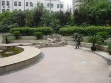 老静安烫金地段,花园小区!高区南北通四房!停车无忧