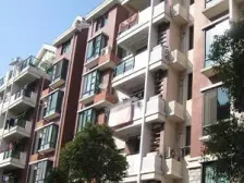 颐和 一楼 带花园 有下沉式花园