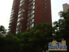 老静安区,地铁口,复试房带露台有车位