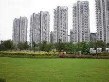 带产权车位,人车分流 精装 电梯房 通风好,新上房源