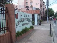 居家两房可拎包入住,出行便利享受美丽小区