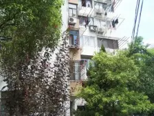 诚意出售+近地铁+虹四,看房方便。