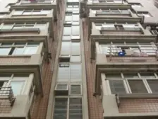 静J院 两房朝南厅朝南两卫 精装修满WW一 随时可用