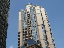 简装三房,保养好,格局方正复式采光好