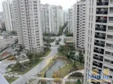 高区两房,视野开阔采光好,三开间朝南,可看三件套