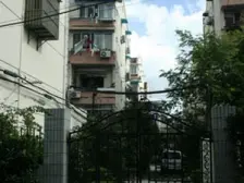 内环内87年房龄低总价,一房变两房,出门300米到地铁