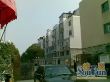 荣盛阳光名邸,大三房两卫,业主诚心出售,看房方便