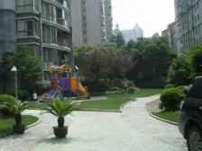 顶楼复式,品质楼盘,户型方正,看房方便