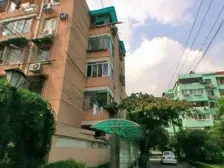 满五拎包入住位置安静业主诚意出售接受市场价!