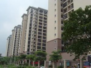 碧翠华庭南向高层3房安静望花园户型方正