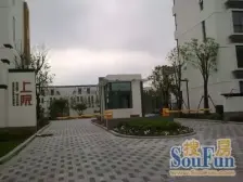 上院 地铁口 小户型 电梯房 近宝龙 近新华yi院