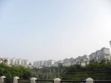 凤岭地铁口三房经典户型小区绿化好