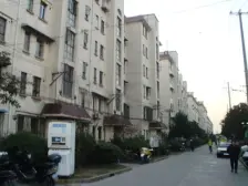 低楼层+上下楼方便+双轨交汇+美丽家园+停车方便