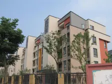 精装修可以直接拎包入住,带电梯