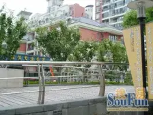 近地铁,复式房,带露台,使用面积大