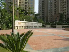 富盈东方华府,毛坯5房,中高楼层,看旗峰山