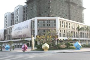 盈丰田园居大三房两卫业主急卖!