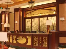 洋房小区,平层端户,方正四房,带露台,住家舒适