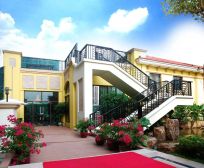 带50平方的露台,有雨棚,无个税