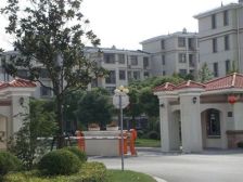 月亮河碧园双露台联排中间套地中海风格精装修