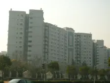 电梯房,主卧朝南,环境优美,精装修,诚意出售